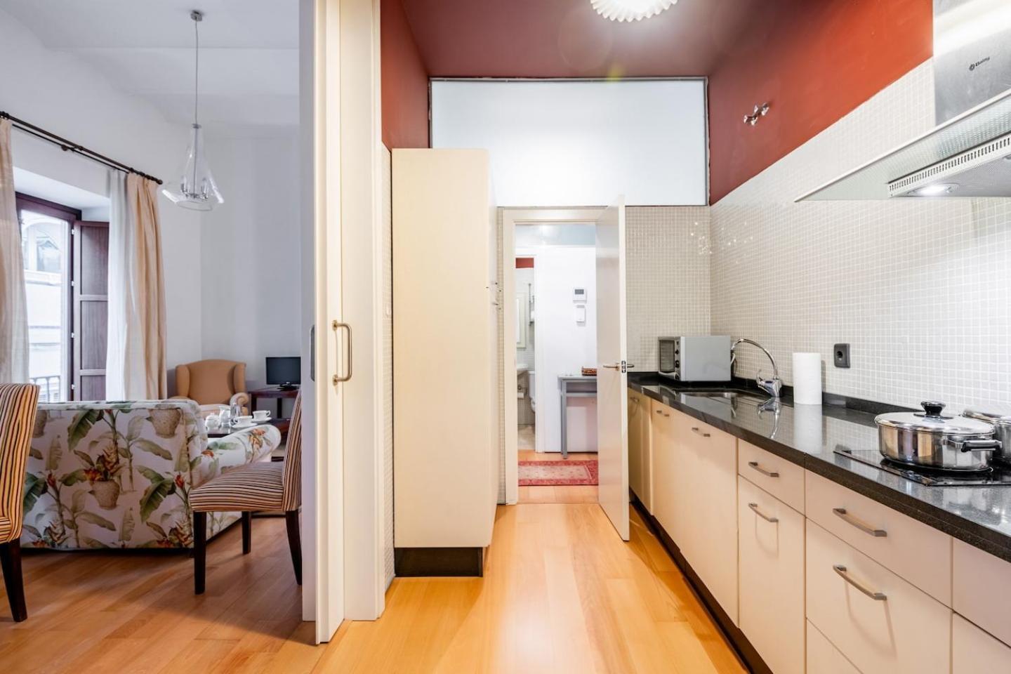 Komodo Sierpes: Bright & Classy Central Apartment Séville Extérieur photo