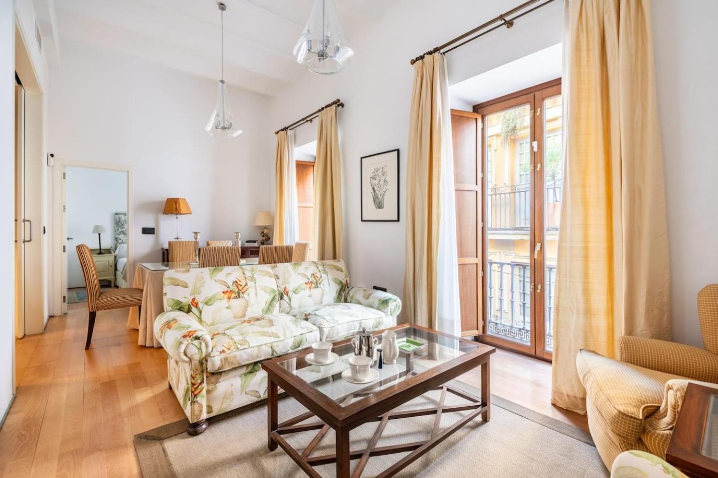 Komodo Sierpes: Bright & Classy Central Apartment Séville Extérieur photo