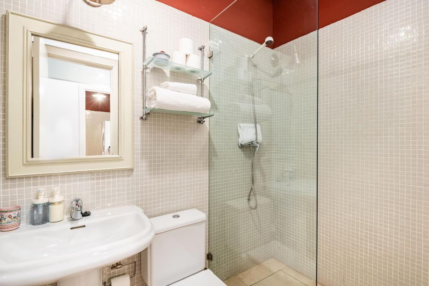 Komodo Sierpes: Bright & Classy Central Apartment Séville Extérieur photo